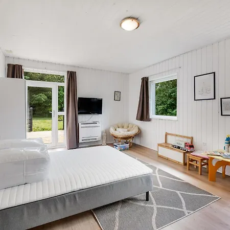 Casa vacanze 4 Bedroom Beautiful In Hvide Sande *